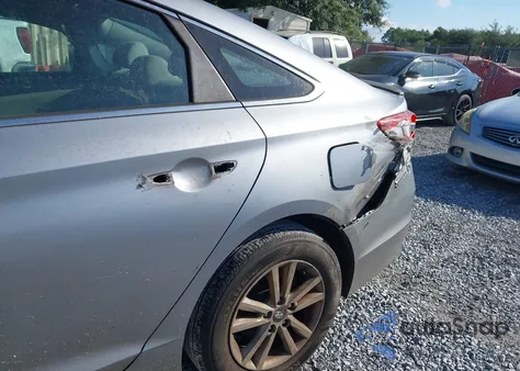 2015 Hyundai Sonata Se from USA, damaged, VIN 5NPE24AF1FH007111